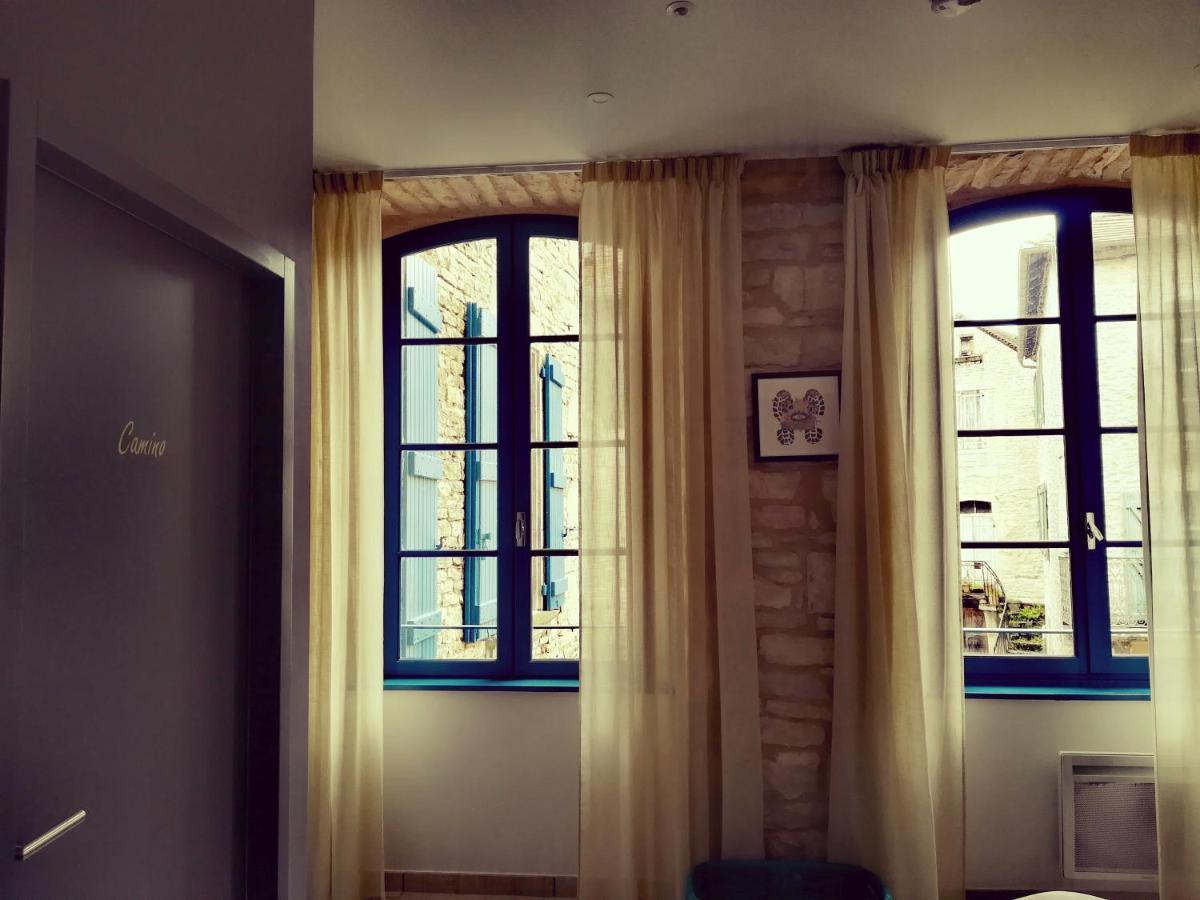 Gîte La Maison des Pèlerins Villeneuve-dʼAveyron Esterno foto