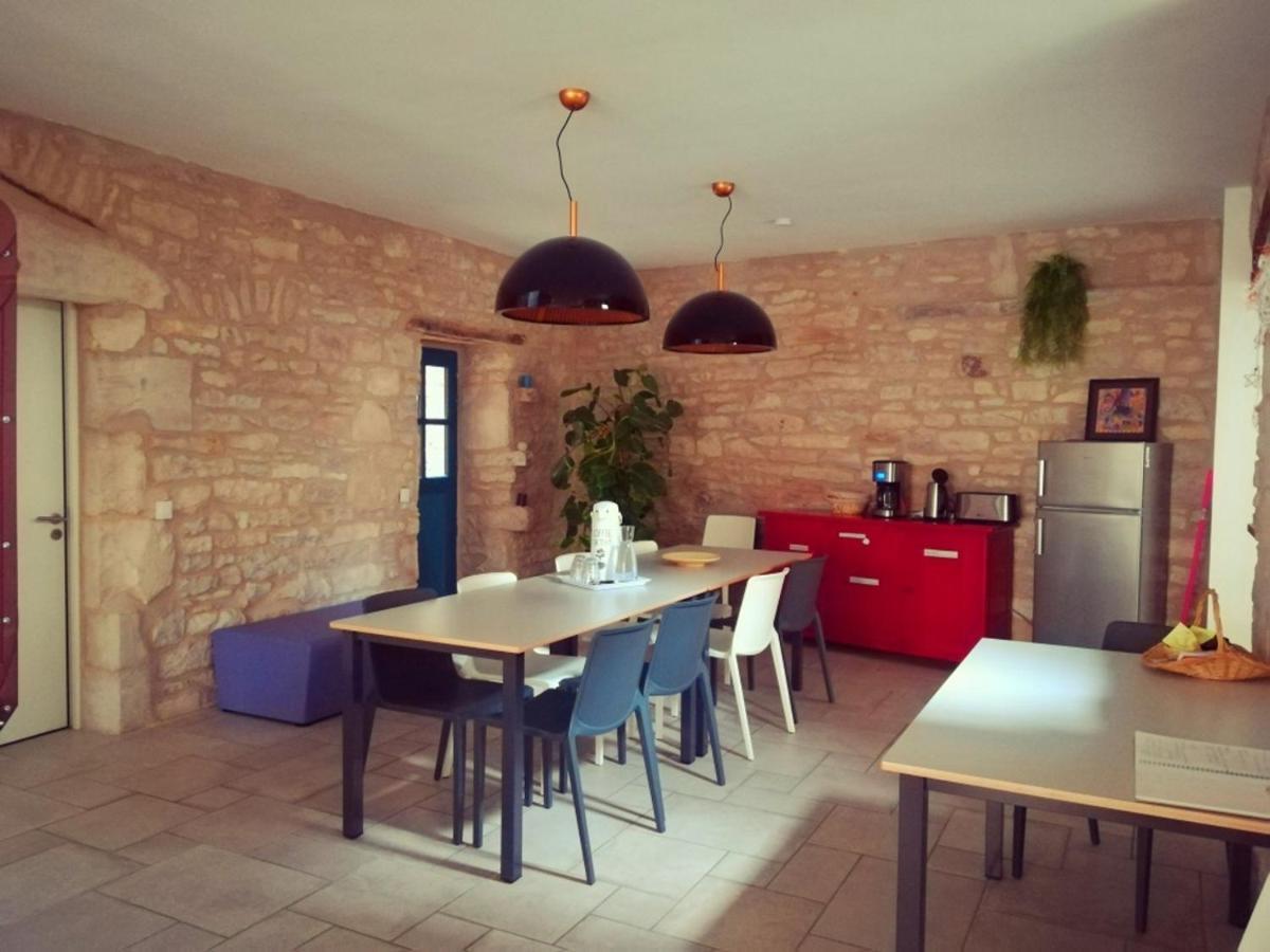 Gîte La Maison des Pèlerins Villeneuve-dʼAveyron Esterno foto